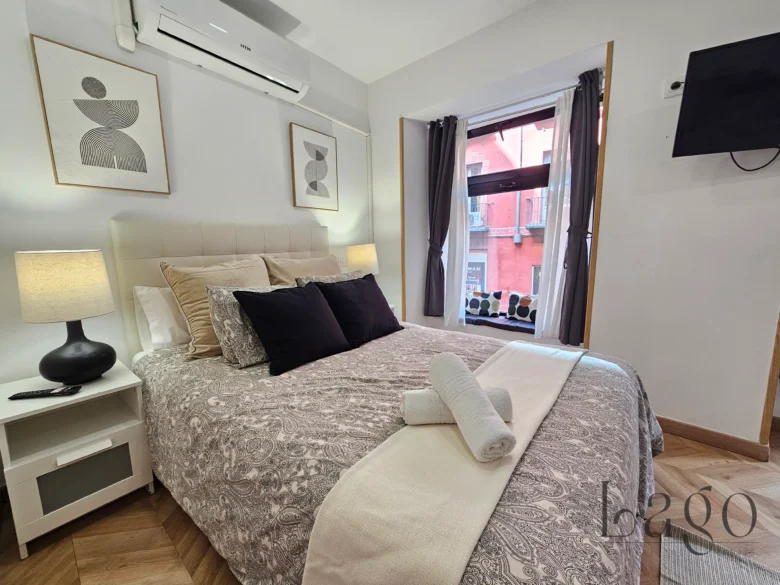 ESTUDIO PARA 4 PERSONAS EN MADRID CENTRO
